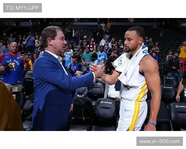 勇士球员流动频繁，库明加崴脚伤缺影响轮换